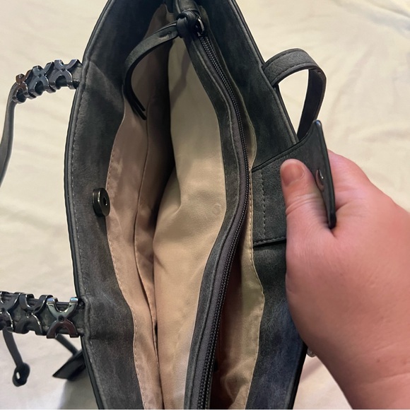 Women’s large hand bag/ tote. With medal X on the straps. - Picture 9 of 15